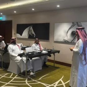 ريناد المجد (RMG) تُنظم ورشة عمل متخصصة بعنوان "الذكاء الاصطناعي للقادة" لرفع الجاهزية المؤسسية وتطوير القيادات 6 10 1