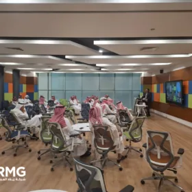 ريناد المجد (RMG) تقيم ورشة عمل بعنوان "التفكير التصميمي للحلول الابتكارية" بجامعة المجمعة 2 4 3