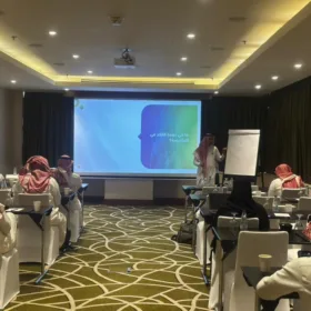 ريناد المجد (RMG) تُنظم ورشة عمل متخصصة بعنوان "الذكاء الاصطناعي للقادة" لرفع الجاهزية المؤسسية وتطوير القيادات 11 8 1