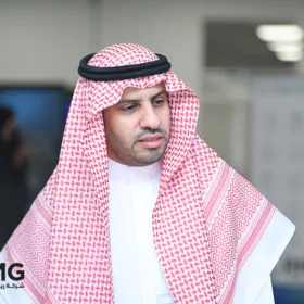 رعاية ومشاركة ريناد المجد (RMG) في يوم الذكاء الاصطناعي بجامعة الملك سعود 70 DSC 1397