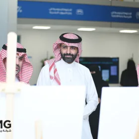 رعاية ومشاركة ريناد المجد (RMG) في يوم الذكاء الاصطناعي بجامعة الملك سعود 3 DSC 1404