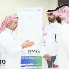 رعاية ومشاركة ريناد المجد (RMG) في يوم الذكاء الاصطناعي بجامعة الملك سعود 40 DSC 1463