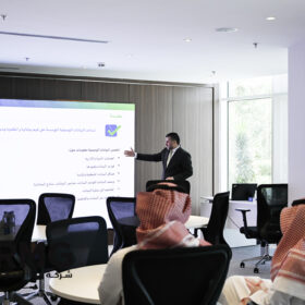 ريناد المجد (RMG) تُقيم ورشة عمل بعنوان "البيانات الوصفية ودليل البيانات" 9 DSC 1822