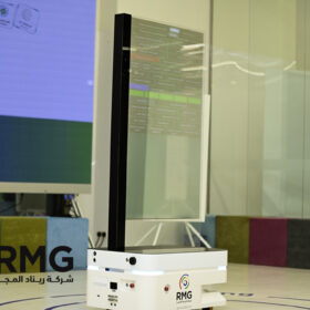 ريناد المجد (RMG) ترعى لقاء "الذكاء الاصطناعي في التعليم الرقمي" الذي ينظّمه المركز الوطني للتعليم الإلكتروني 11 DSC 1844